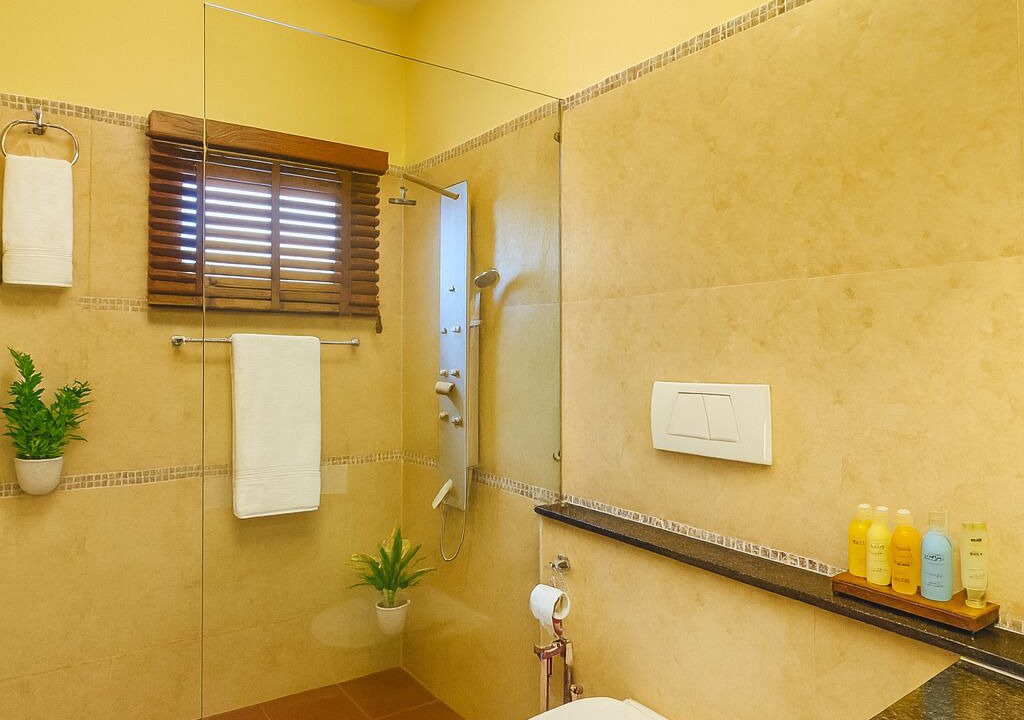 Photo of Bathroom in Palm Meadows
