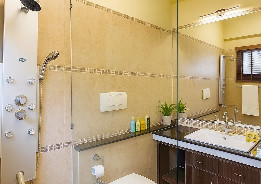 Photo of Bathroom in Palm Meadows