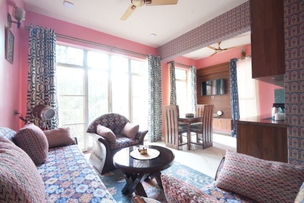 Photo of Livingroom in Cooke Town