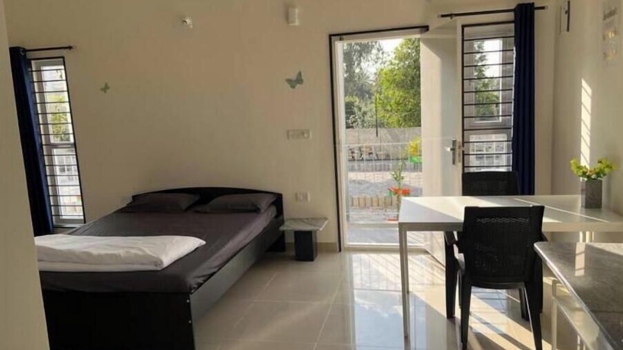 Photo of Bedroom in Krishnarajapura