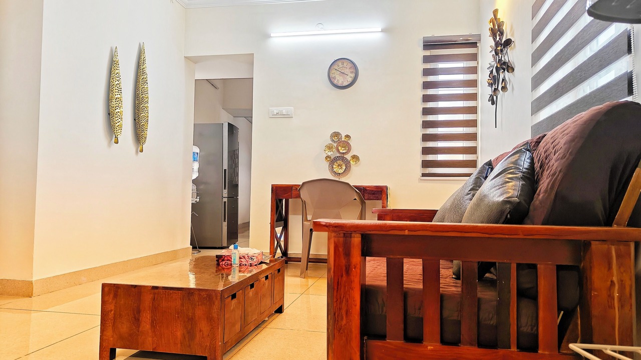 Photo of Livingroom in West Mambalam