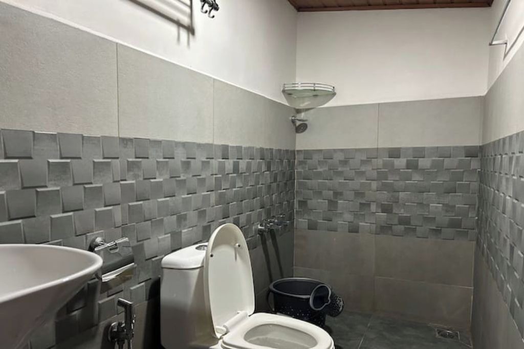 Photo of Bathroom in Udumbanchola