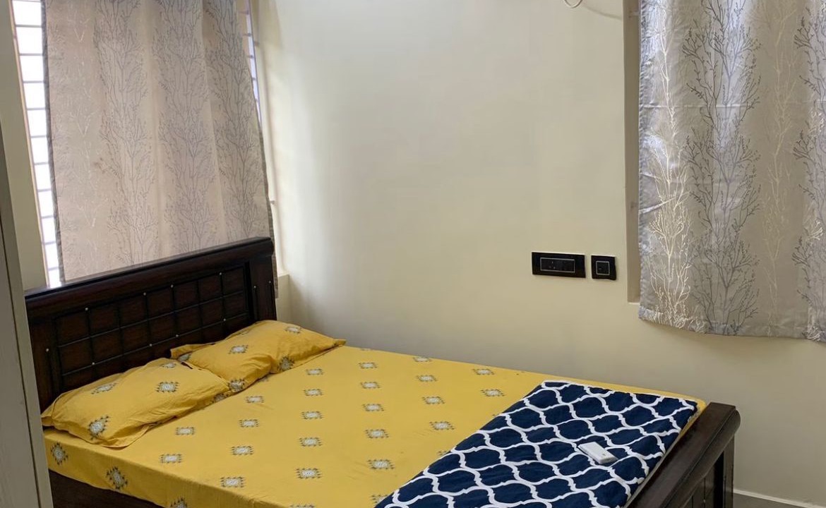 Photo of Bedroom in Teynampet