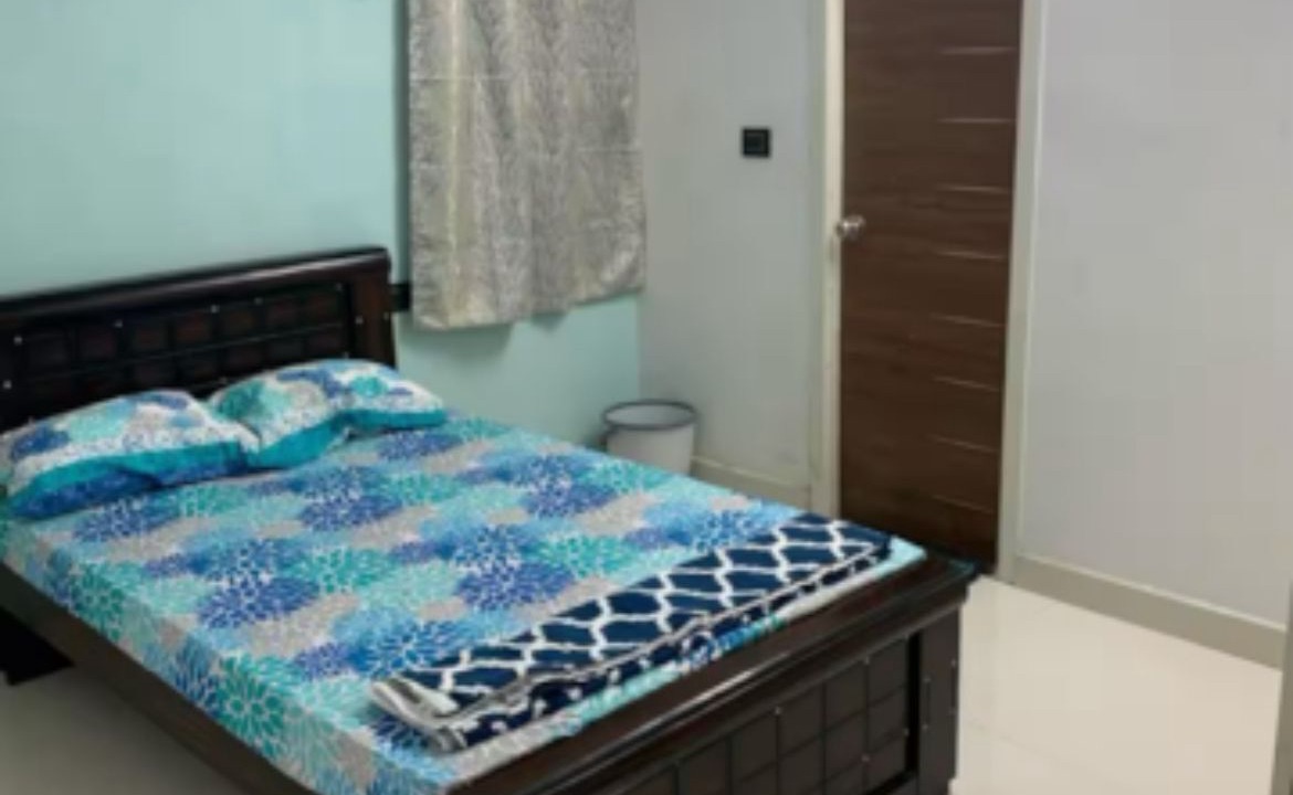 Photo of Bedroom in Teynampet