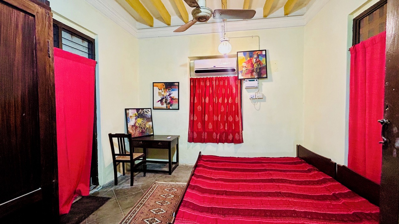 Photo of Bedroom in Egmore