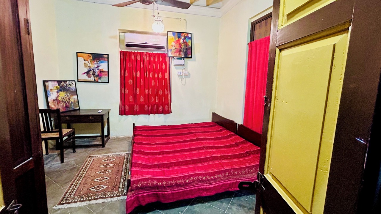 Photo of Bedroom in Egmore