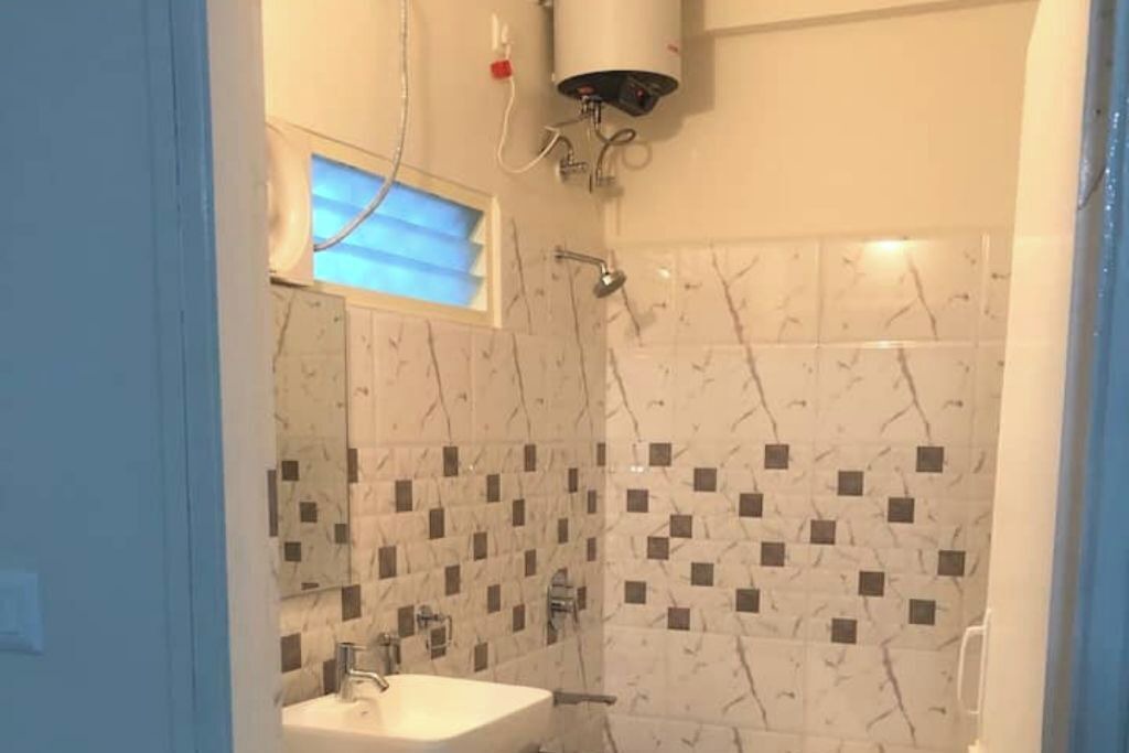 Photo of Bathroom in Jeevan Bima Nagar