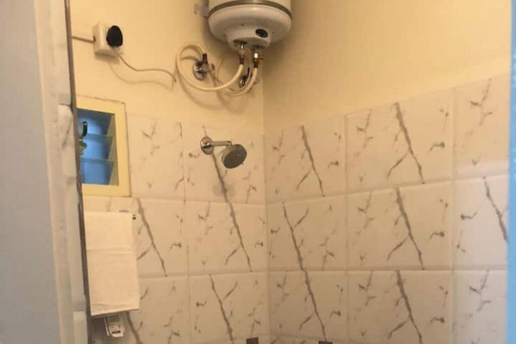 Photo of Bathroom in Jeevan Bima Nagar