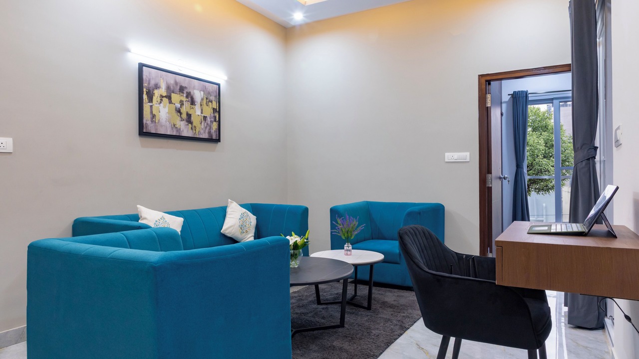 Photo of Livingroom in BTM Layout