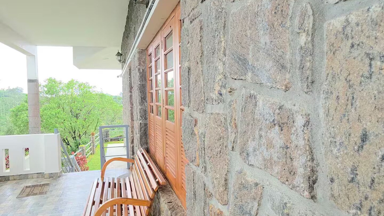 Photo of Patio Balcony in Vagamon