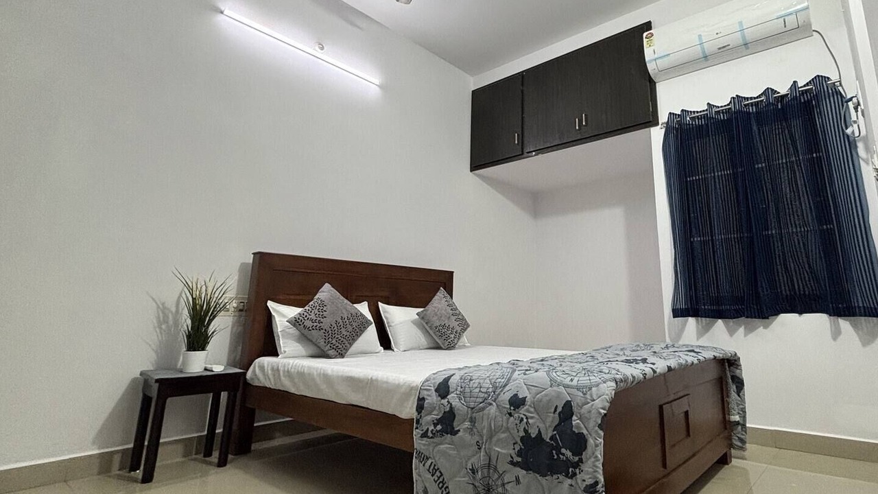 Photo of Bedroom in Pondicherry Beach