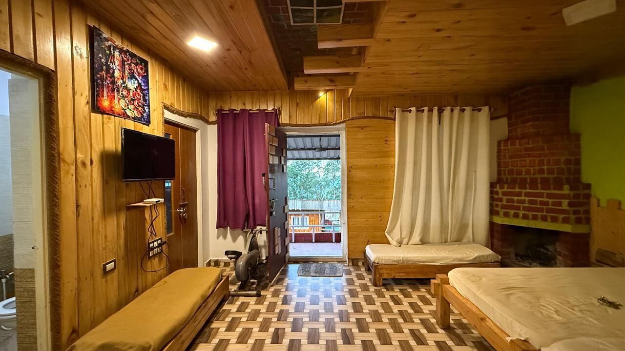 Photo of Bedroom in Vattakanal