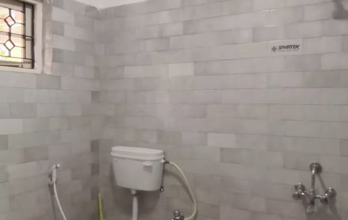 Photo of Bathroom in Kalyan Nagar