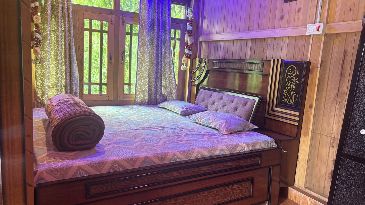 Photo of Bedroom in Kharsali