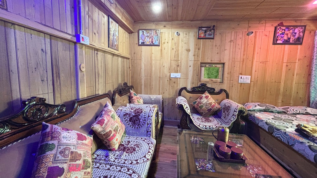 Photo of Bedroom in Kharsali