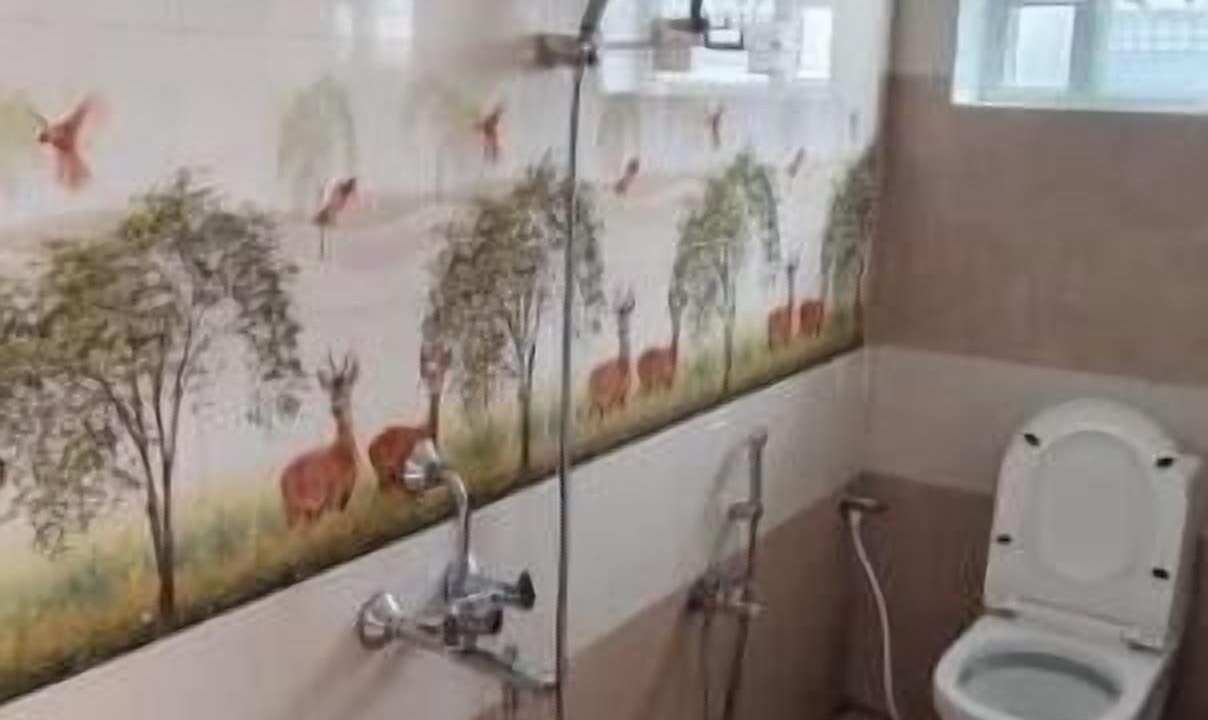 Photo of Bathroom in Ooty