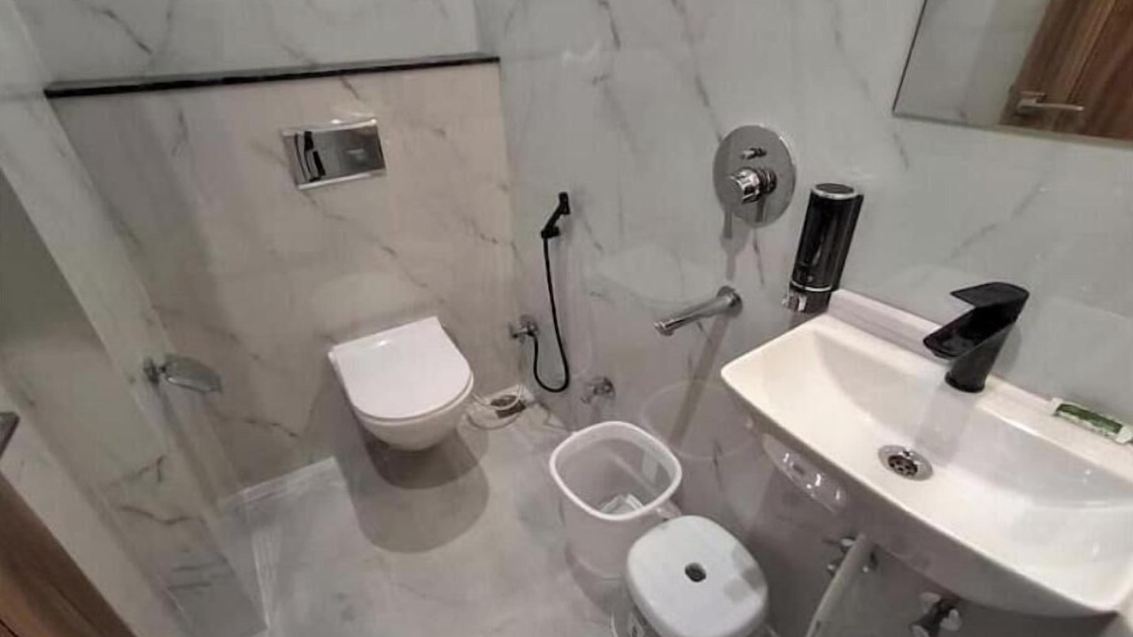 Photo of Bathroom in Varanasi