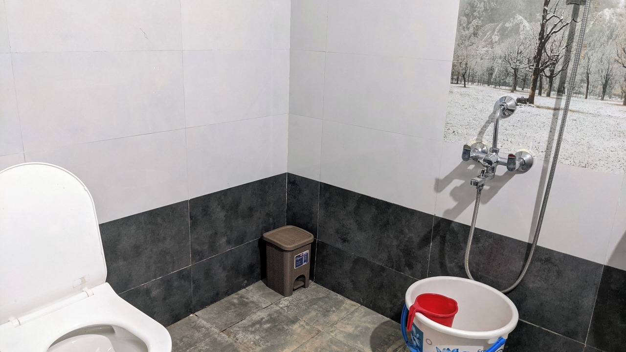 Photo of Bathroom in Ooty