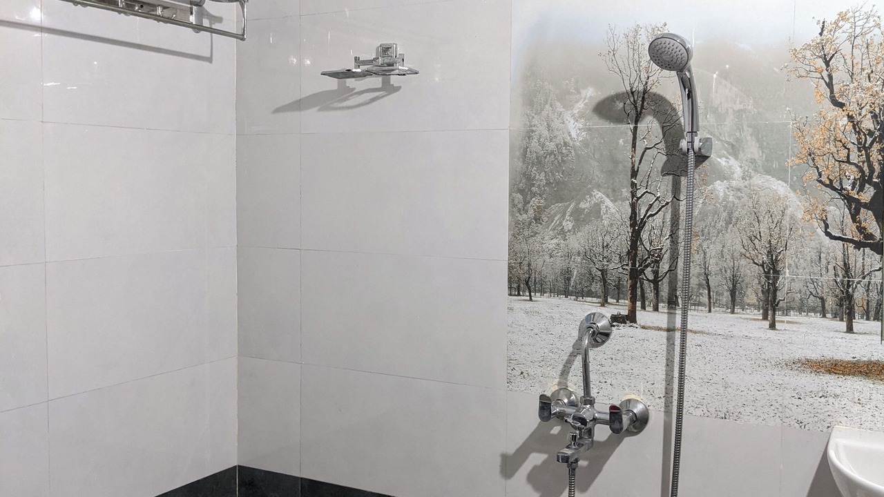Photo of Bathroom in Ooty