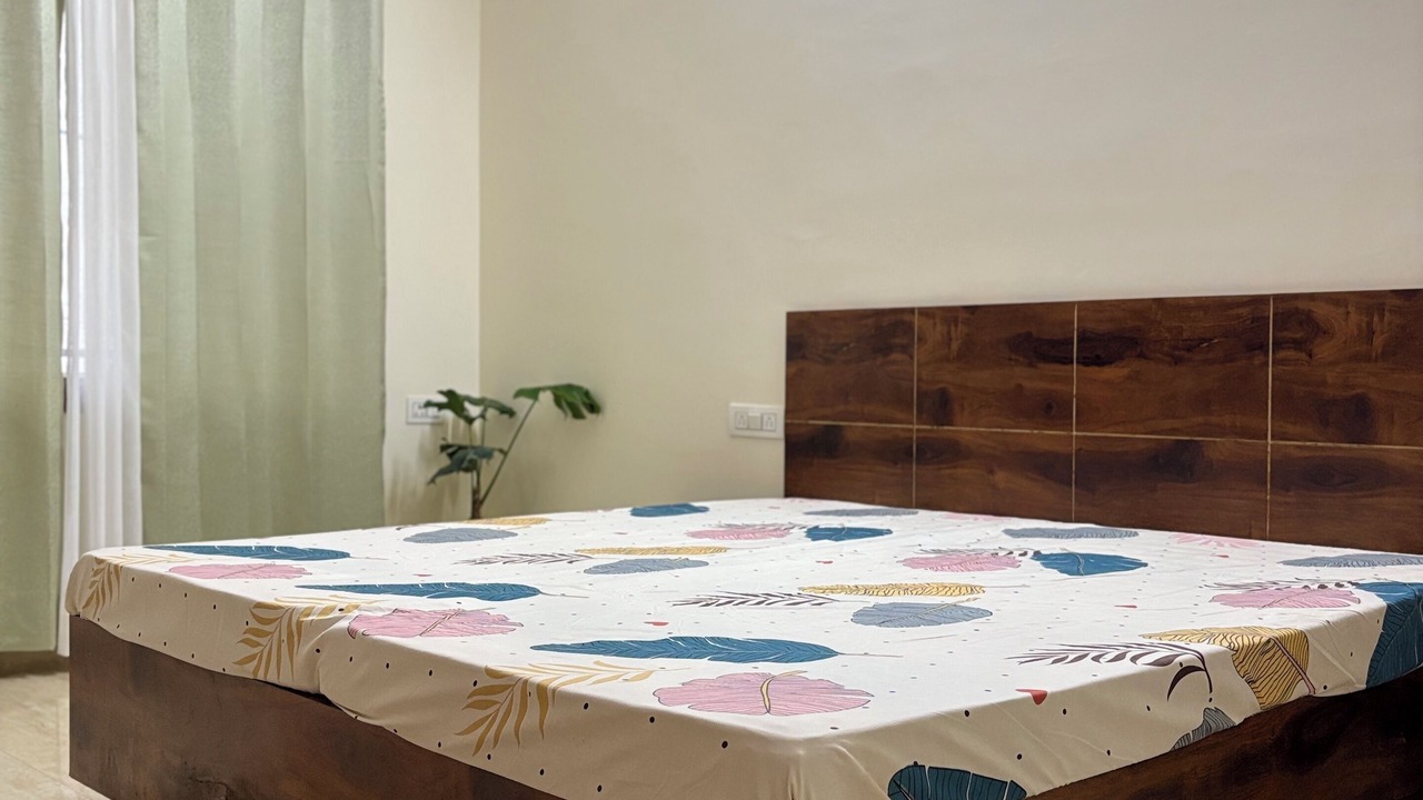 Photo of Bedroom in Tapovan