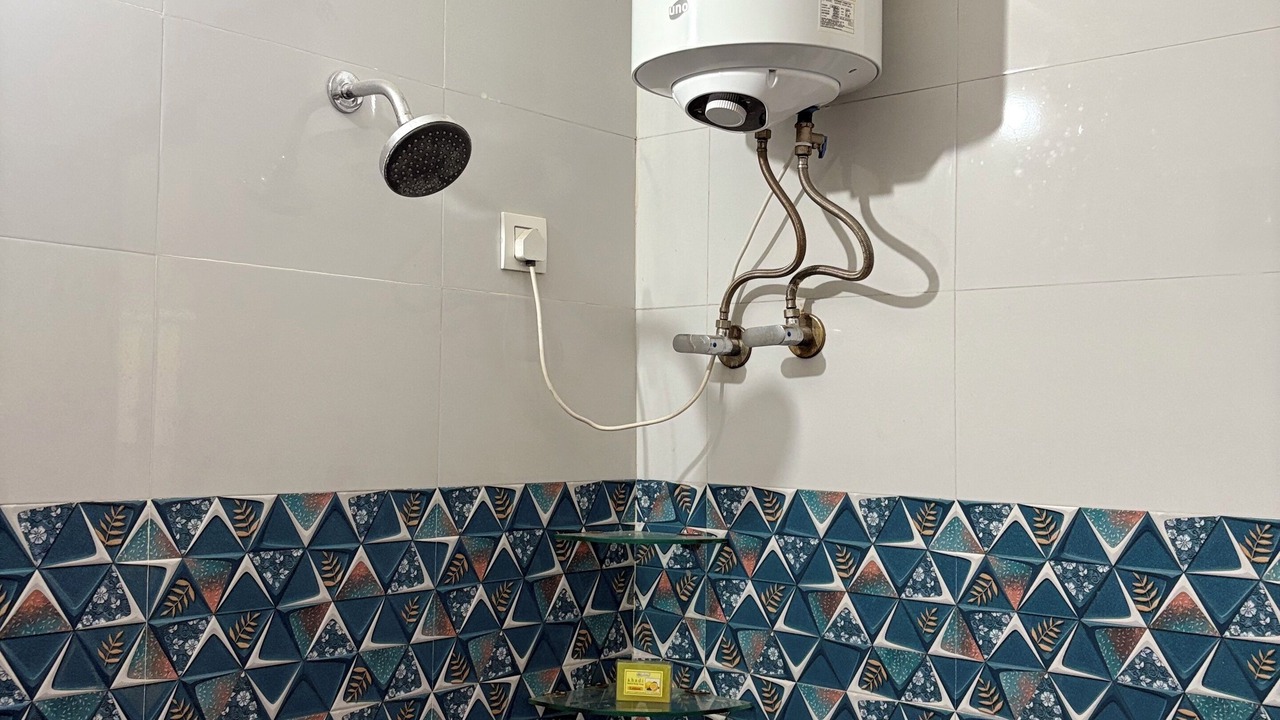 Photo of Bathroom in Tapovan
