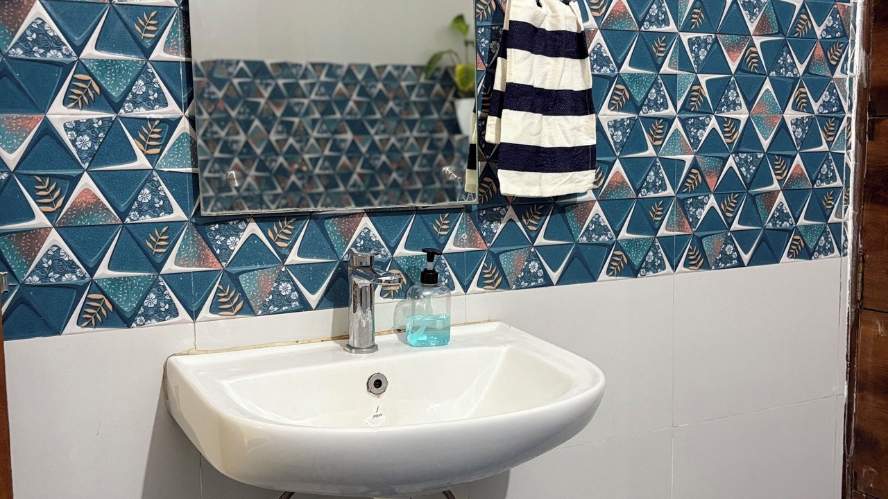 Photo of Bathroom in Tapovan