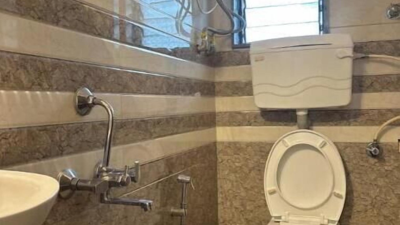 Photo of Bathroom in Khar