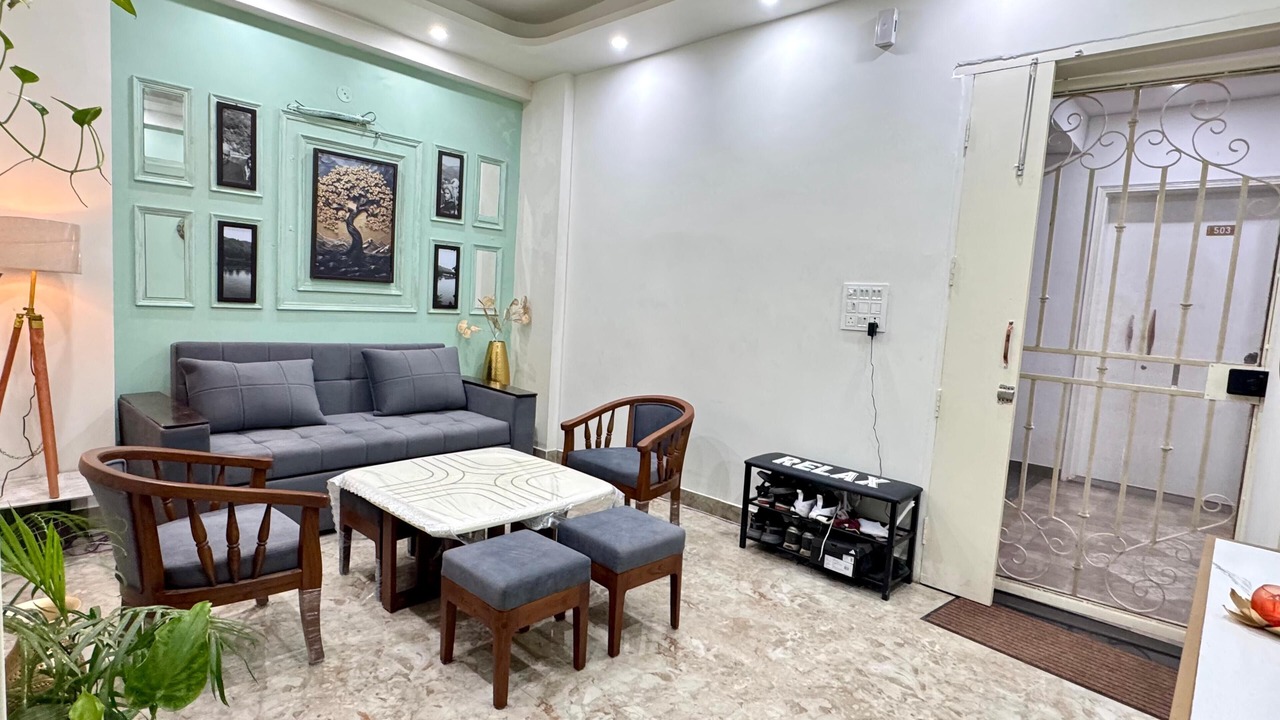 Photo of Livingroom in Tapovan