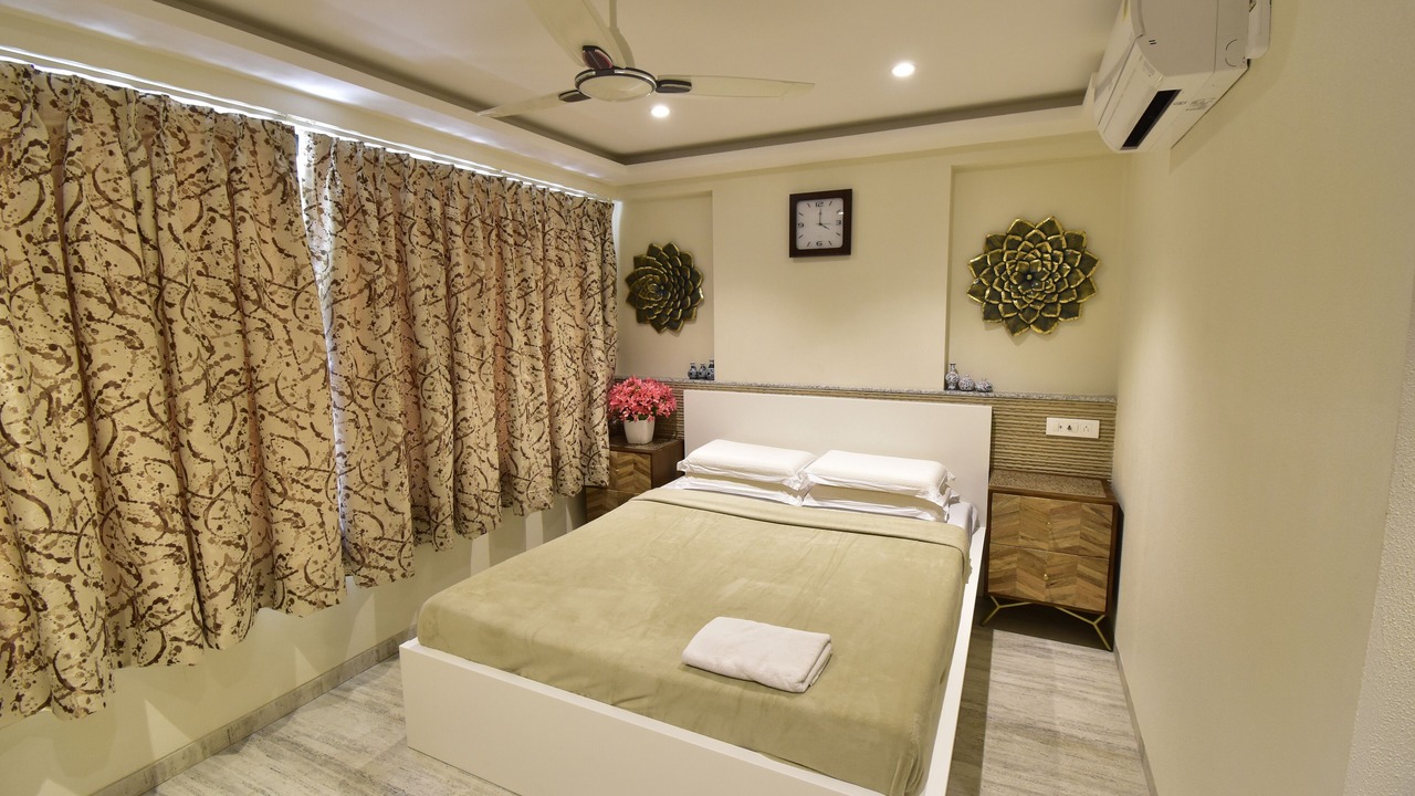 Photo of Bedroom in Bandra West