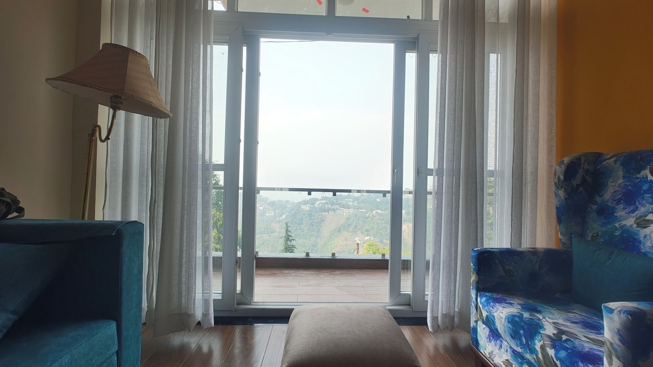 Photo of Livingroom in The Mall Road