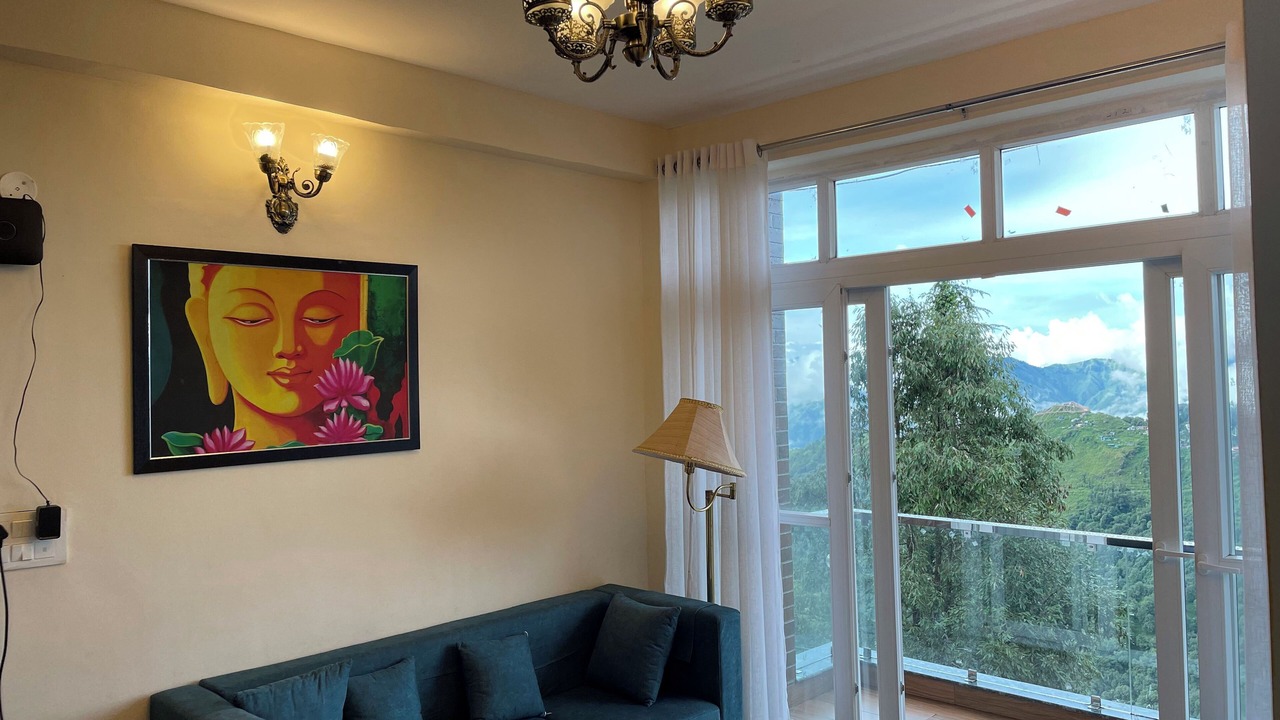 Photo of Livingroom in The Mall Road