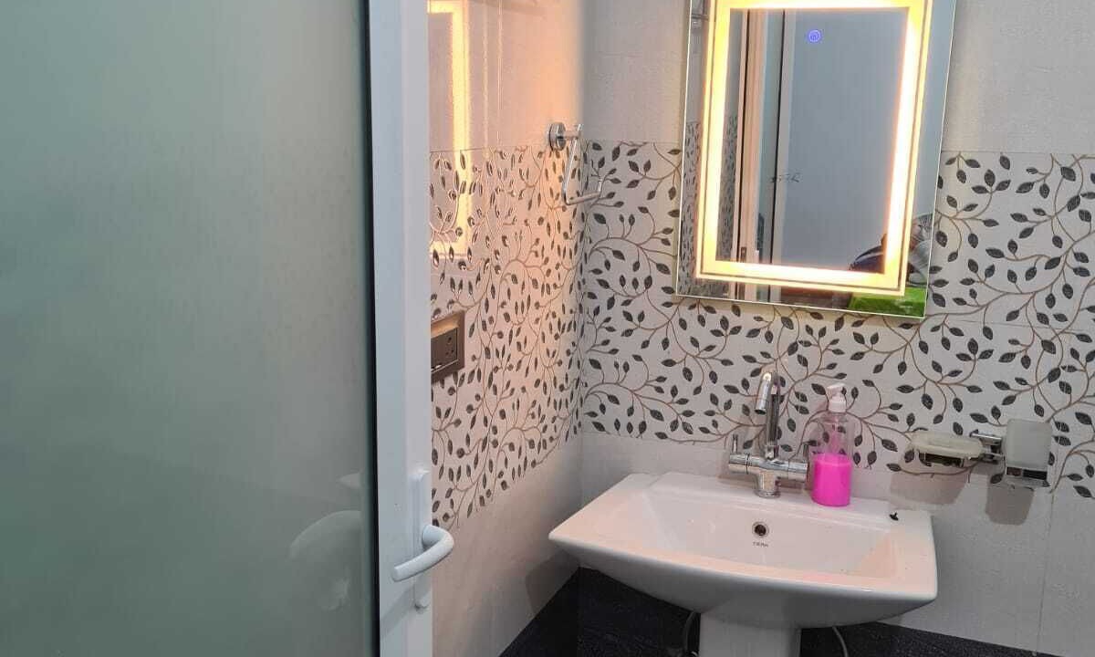 Photo of Bathroom in Kaul