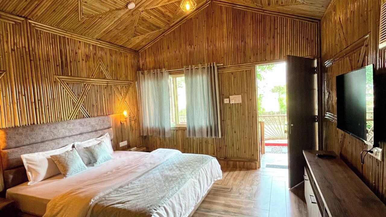 Photo of Bedroom in Tapovan