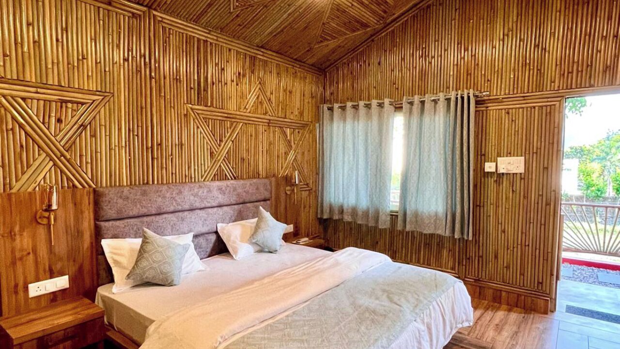 Photo of Bedroom in Tapovan
