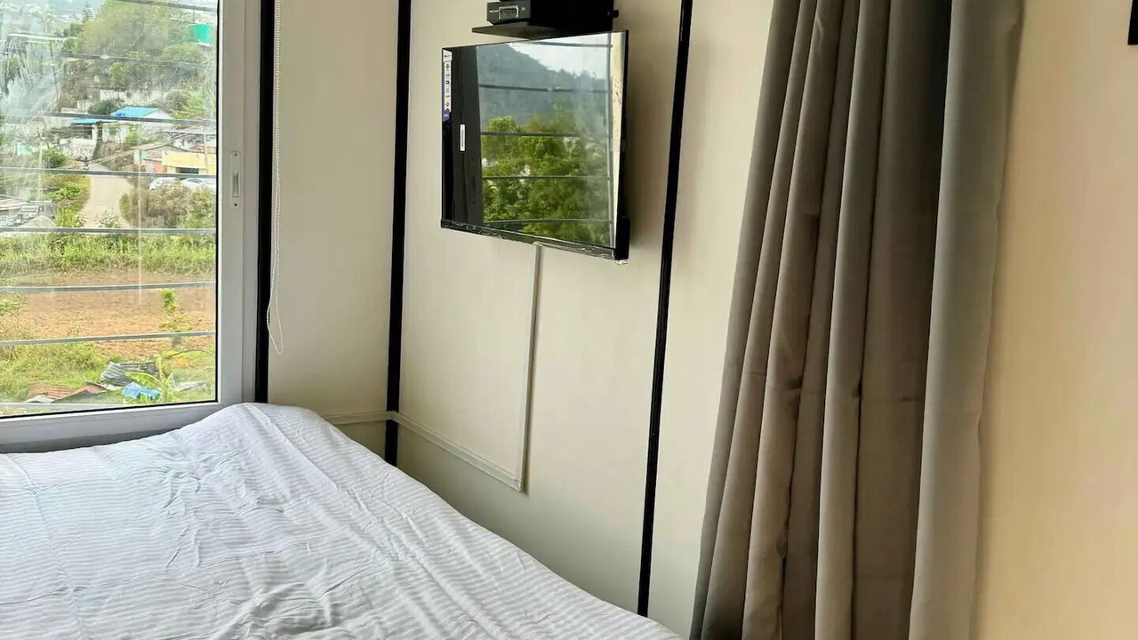 Photo of Bedroom in Kodaikanal