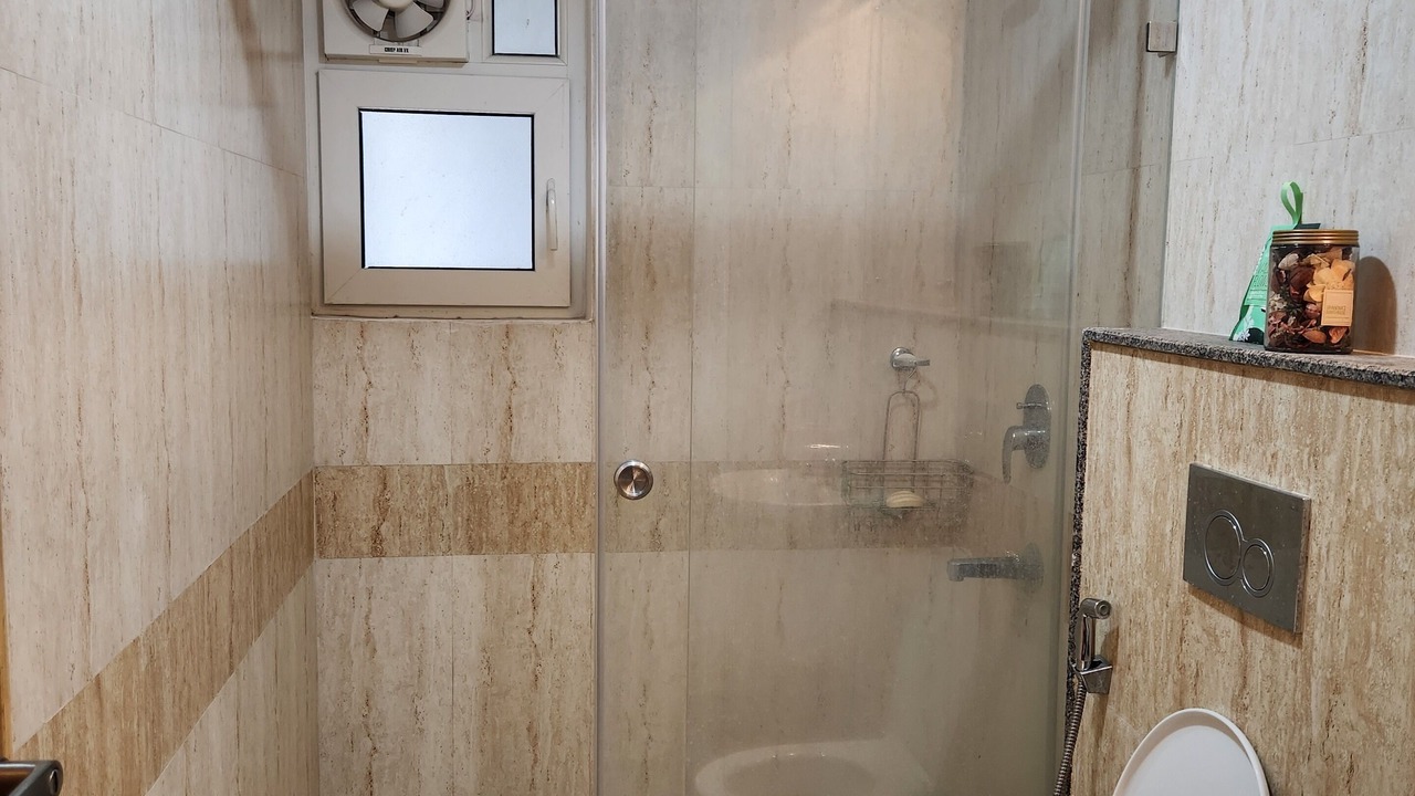 Photo of Bathroom in Kelambakkam