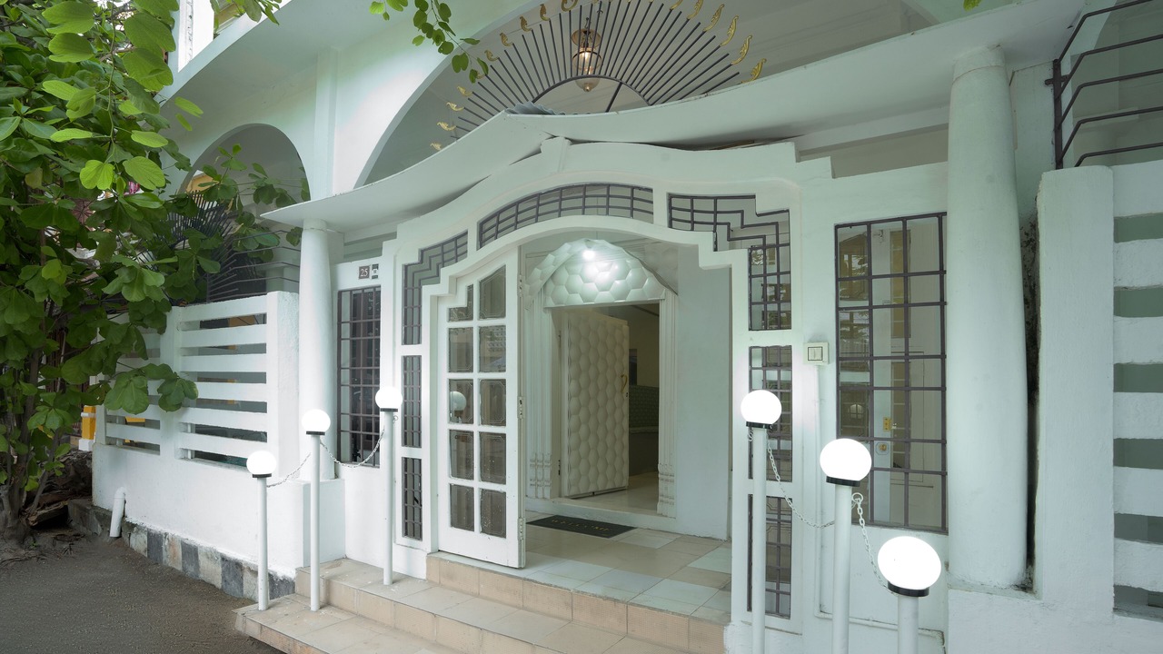 Photo of Outdoor in White Town