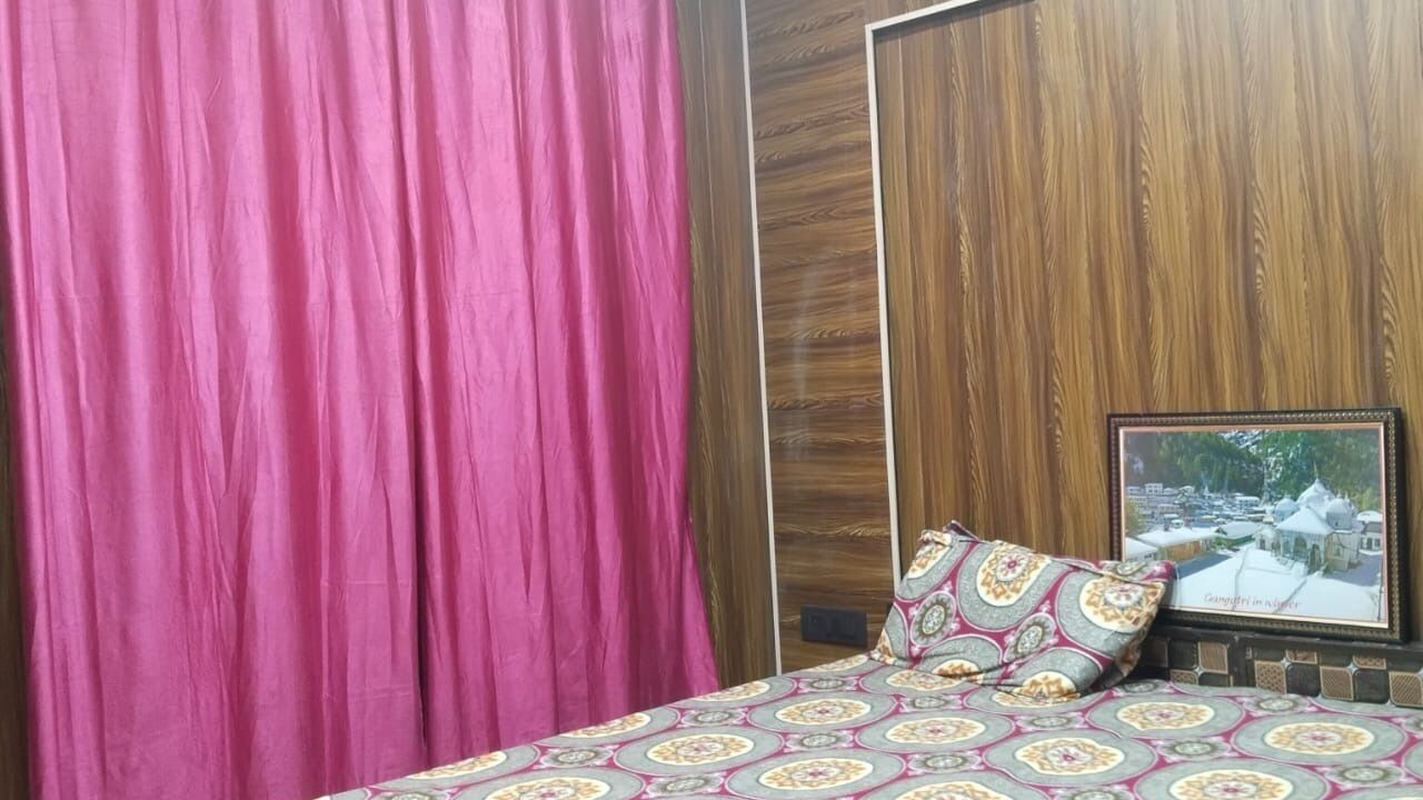Photo of Bedroom in Kharsali