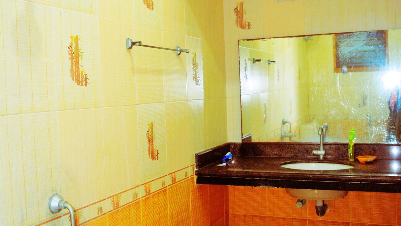 Photo of Bathroom in Allapakkam
