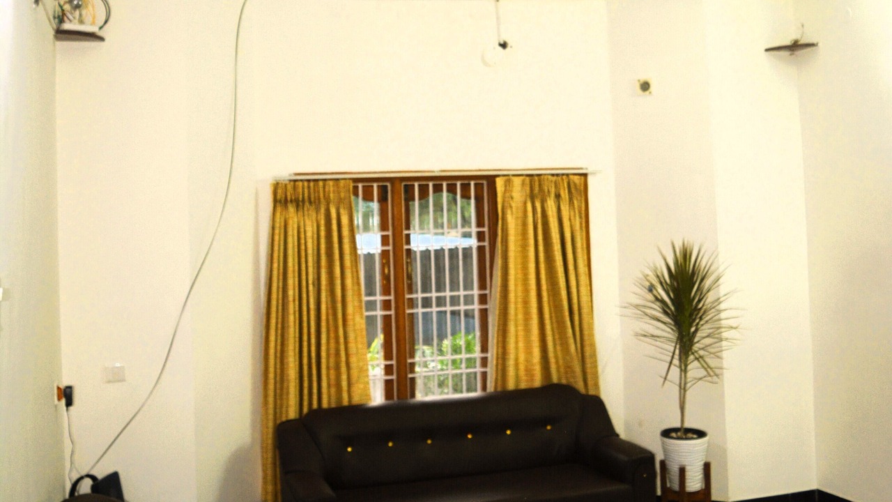 Photo of Livingroom in Allapakkam