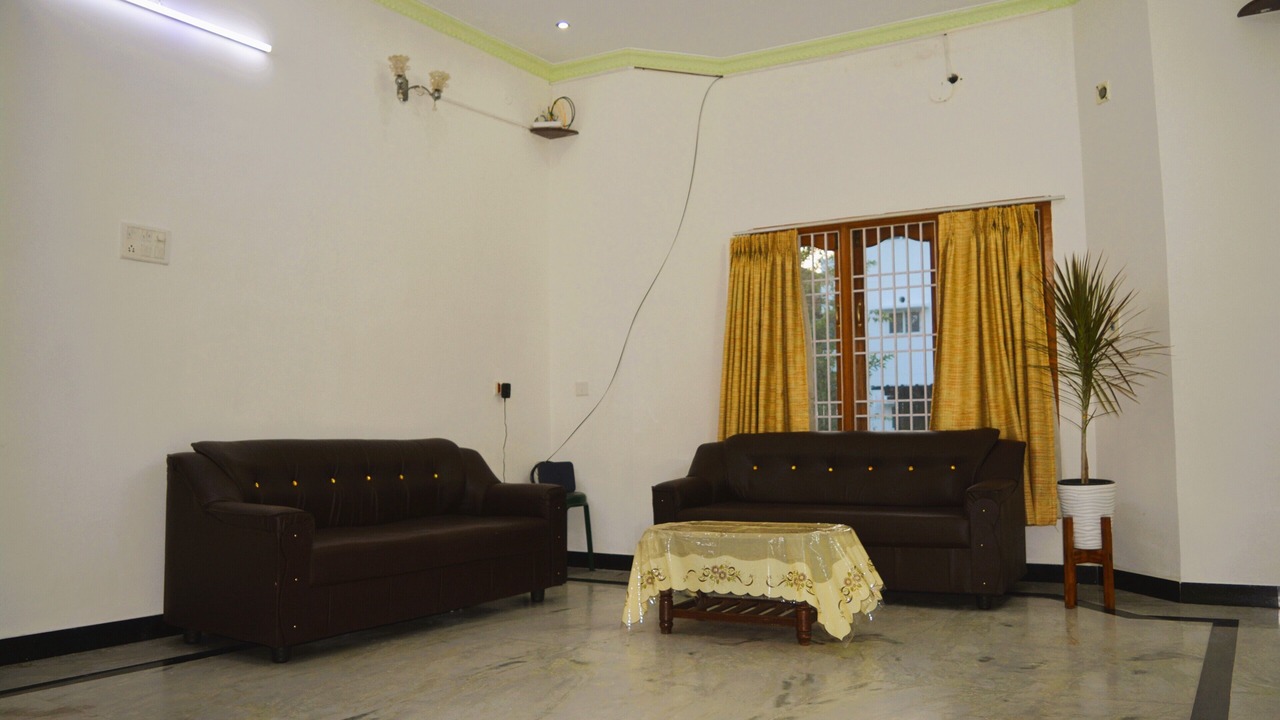 Photo of Livingroom in Allapakkam