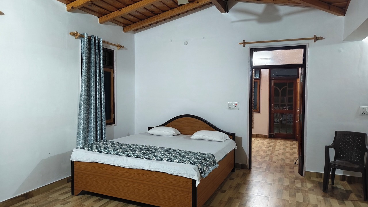 Photo of Bedroom in Mallital