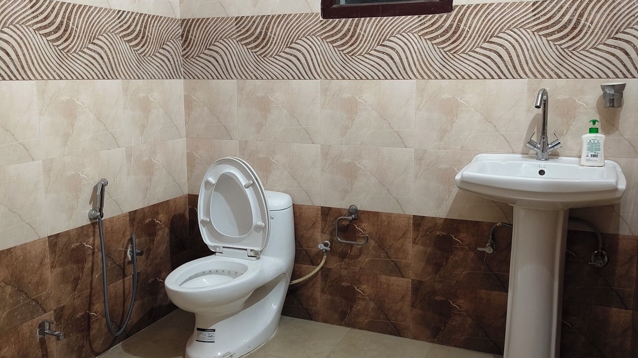 Photo of Bathroom in Mallital