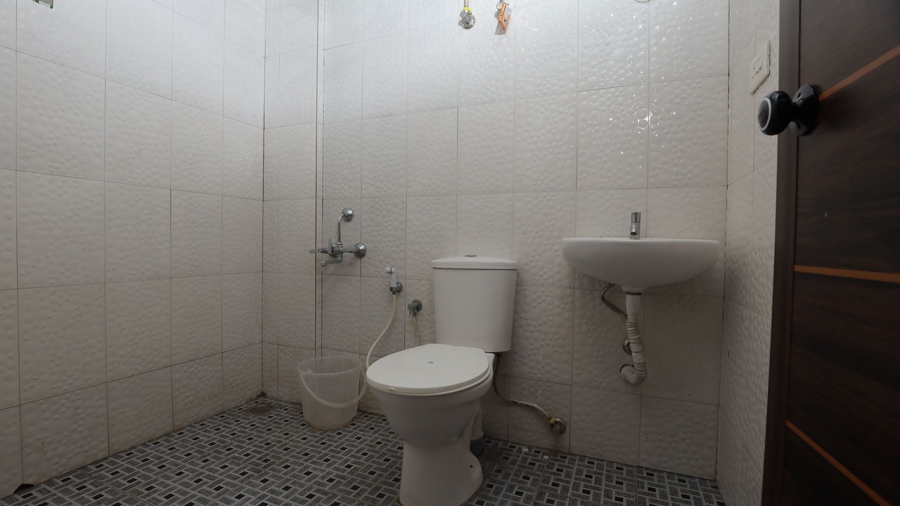 Photo of Bathroom in Nedumbassery