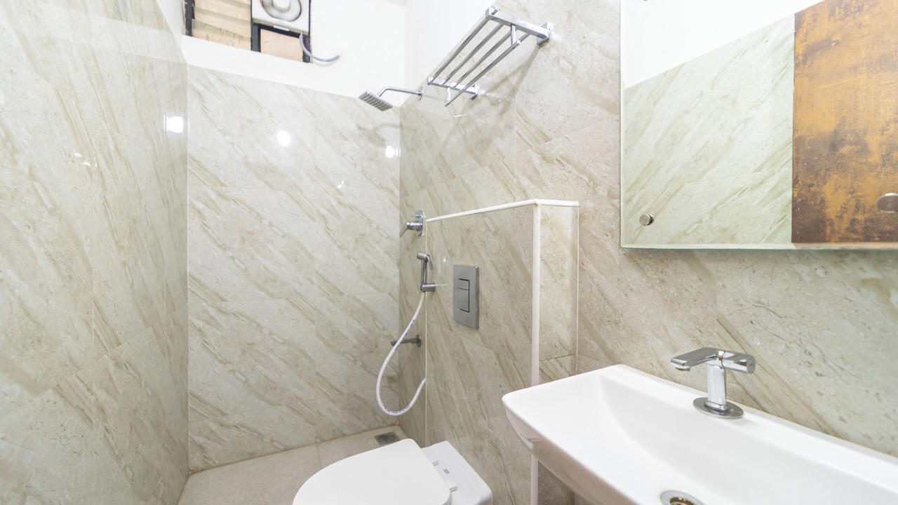 Photo of Bathroom in Periamet
