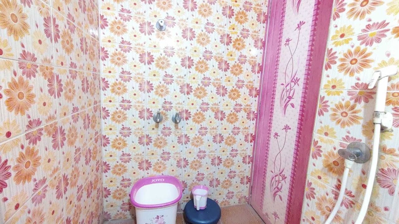 Photo of Bathroom in Chromepet