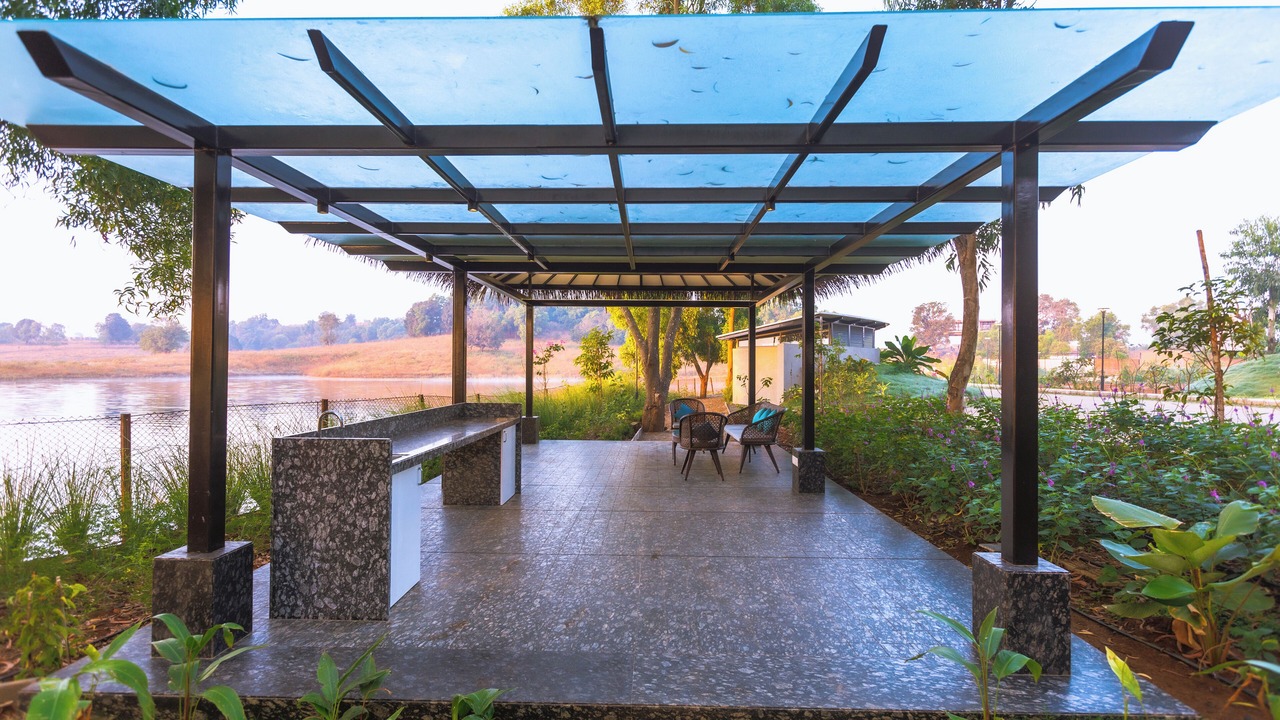 Photo of Patio Balcony in Khodala