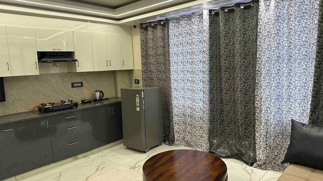 Photo of Livingroom in Tapovan