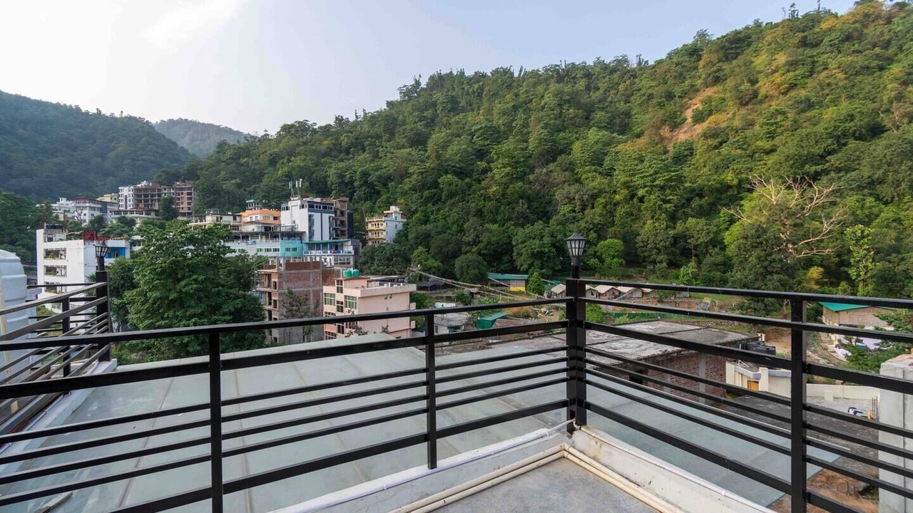 Photo of Outdoor in Tapovan