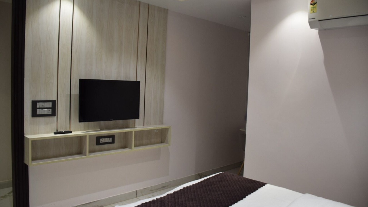 Photo of Bedroom in Tapovan